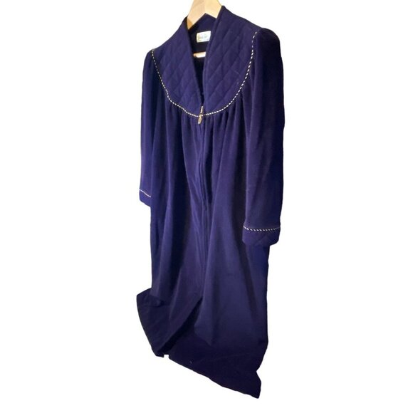 Vintage Vanity Fair Purple Full Zip Full Length Robe Gold Detail Sz M - Picture 3 of 7